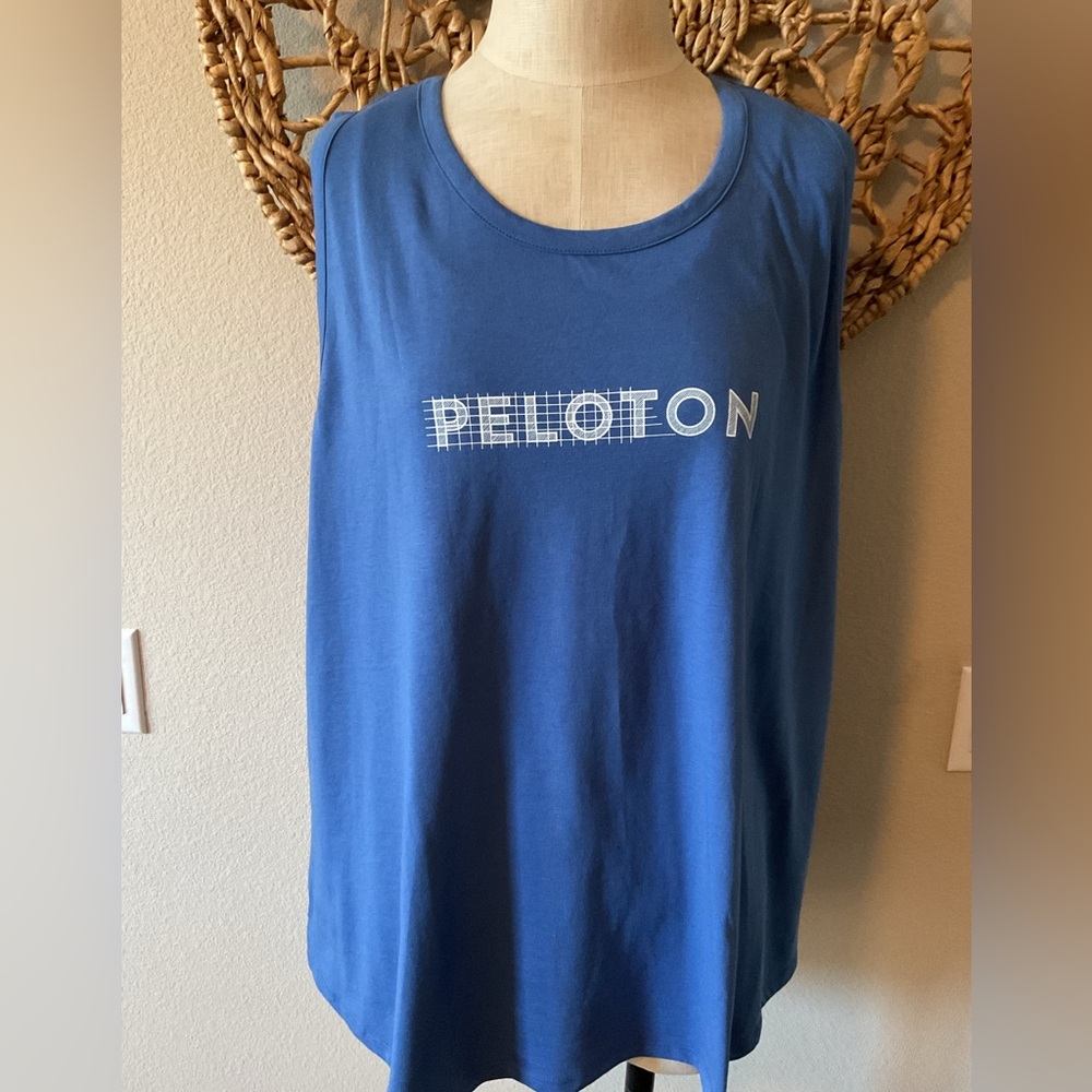 NWT Peloton Women's Vibrant Blue Tank Top. Cotton blend. Plus Size 1X.